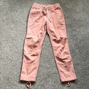 Topo khakis Size- S in a peach/salmon color